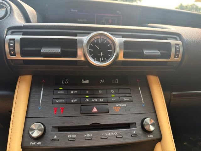 Used 2022 Lexus RC 300 w/ Accessory Package RWD image 17