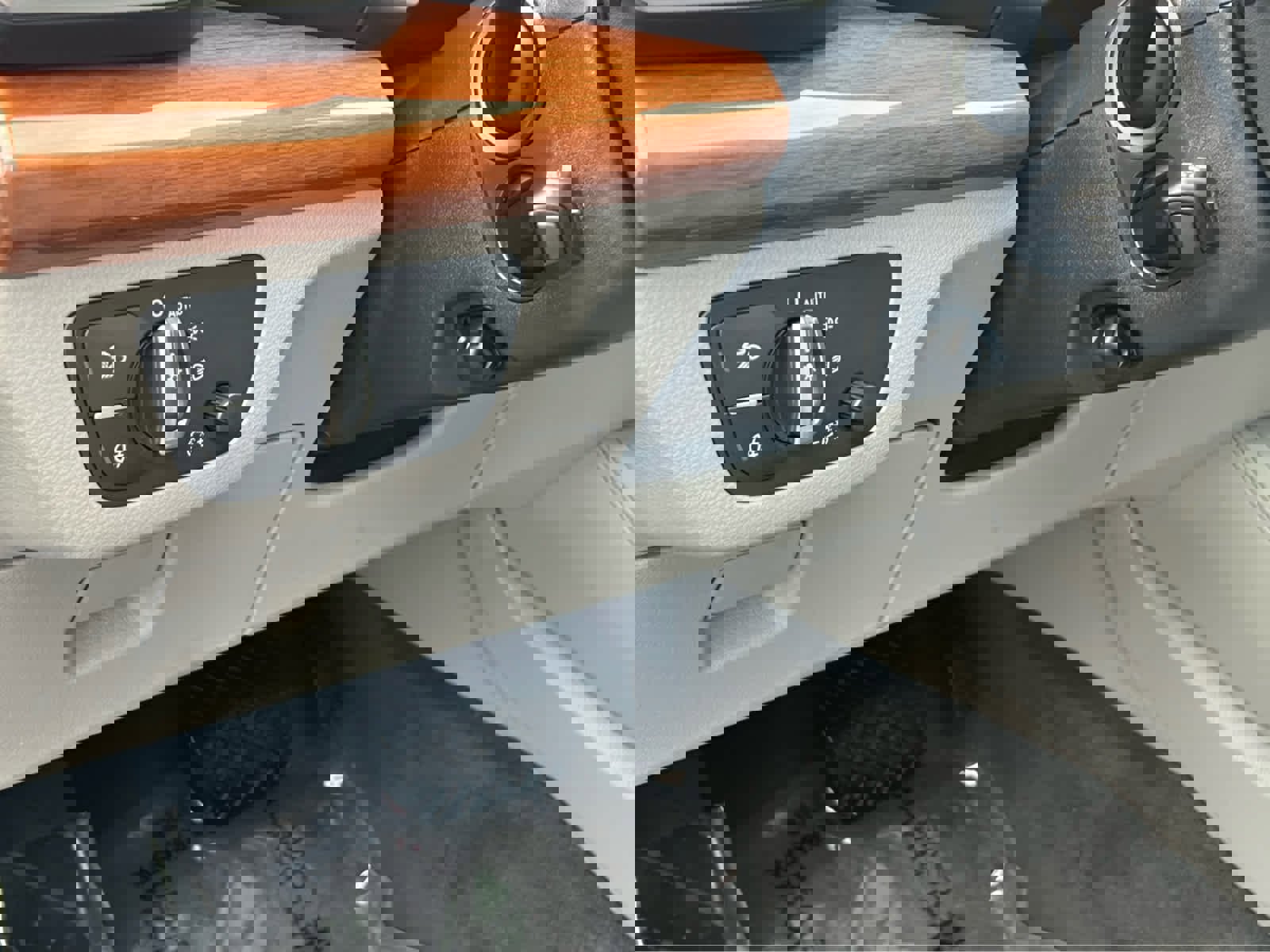 Used 2023 Audi Q5 2.0T Premium Plus w/ Premium Plus Package image 31