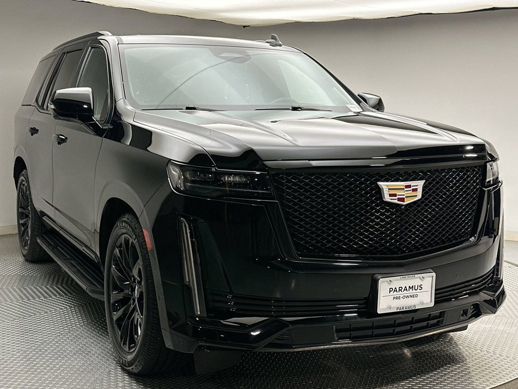 Used 2021 Cadillac Escalade Sport Platinum w/ Heavy-Duty Trailer Package AWD/4WD image 15