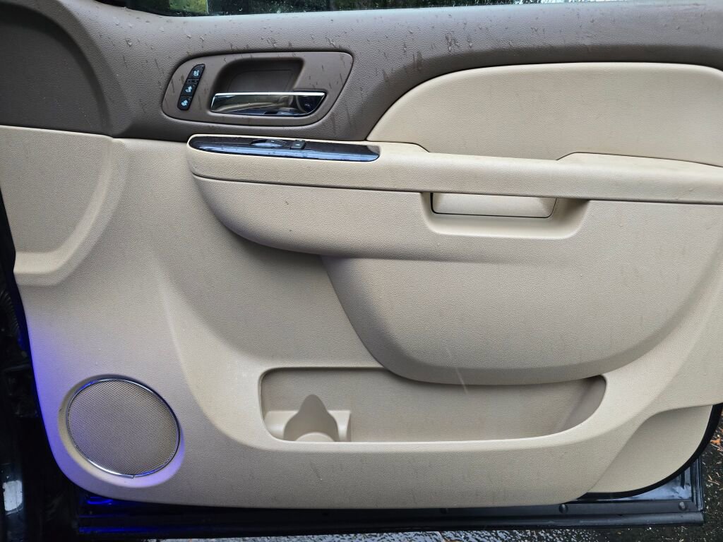 Used 2013 Chevrolet Silverado 1500 LTZ w/ Max Trailering Pack image 21