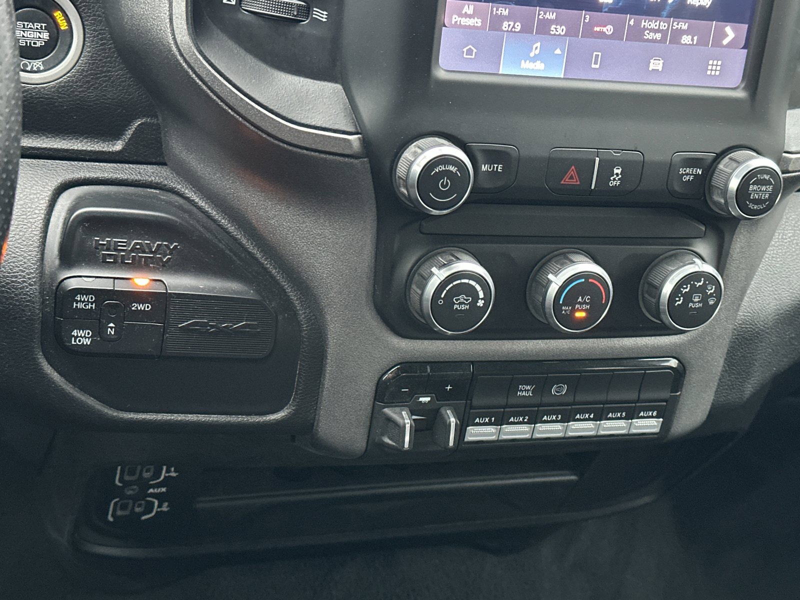 Used 2022 RAM 2500 Tradesman image 19