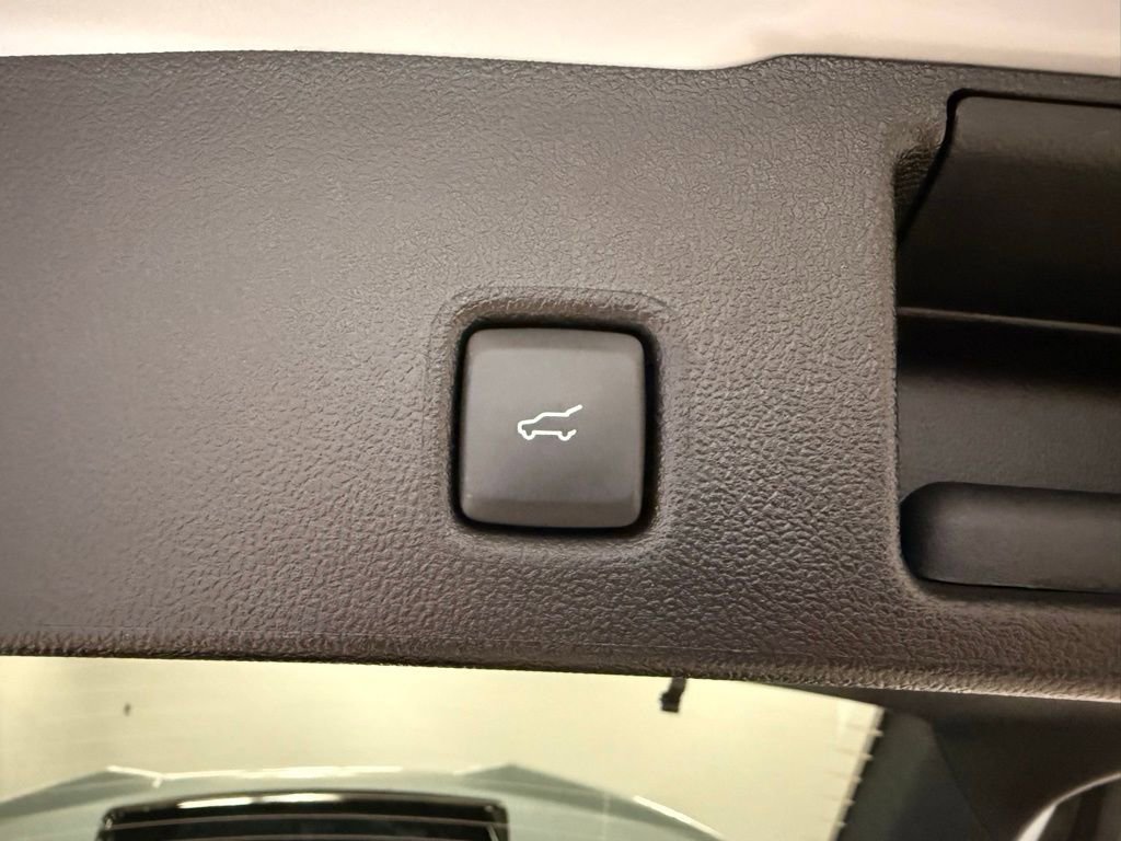 New 2026 Ford Escape ST-Line w/ Tech Pack #1 AWD/4WD image 27
