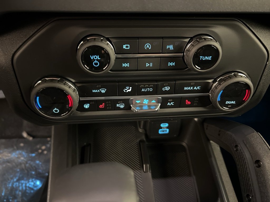 New 2025 Ford Bronco Raptor image 14