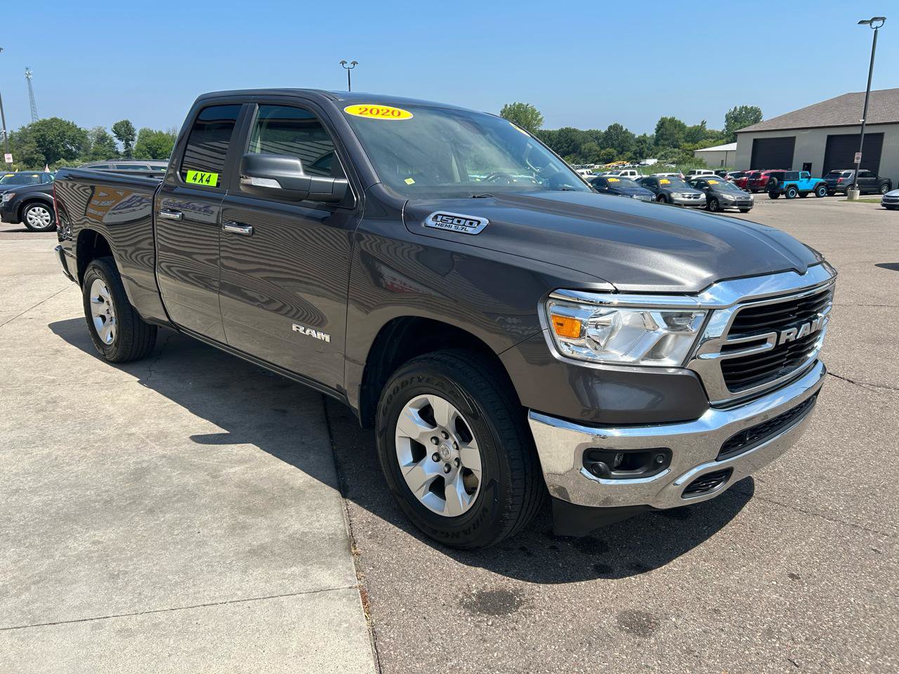 Used 2020 RAM 1500 Big Horn AWD/4WD image 3