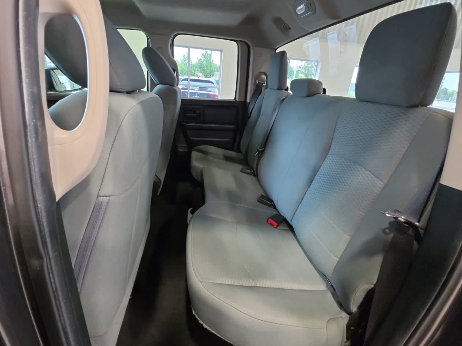 Used 2017 RAM 1500 Express AWD/4WD image 28