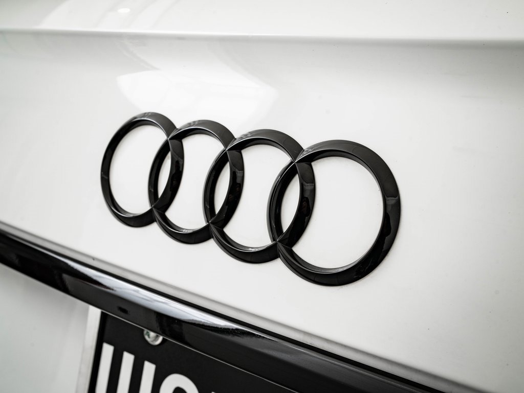 Certified 2024 Audi Q5 2.0T Premium w/ Summer of Audi Package image 18