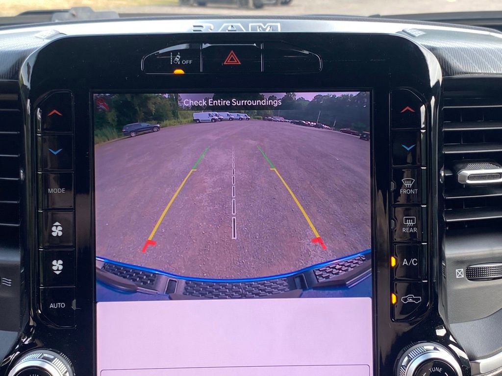 New 2026 RAM 1500 4x4 Crew Cab image 14