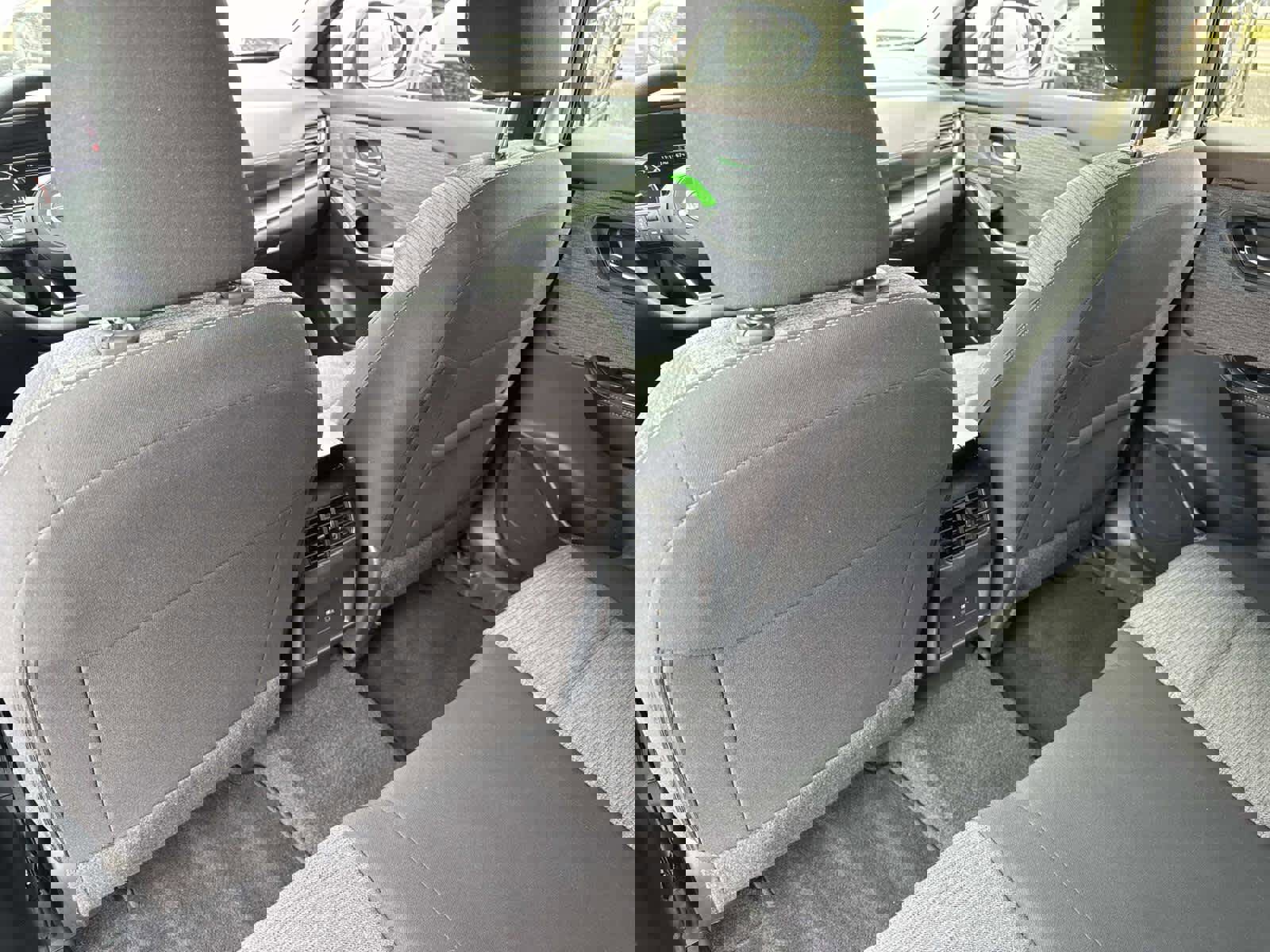 Used 2023 Nissan Rogue SV image 12