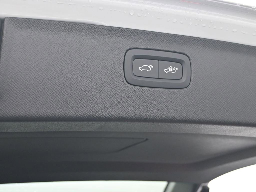 New 2026 Volvo XC90 B6 Ultra image 34