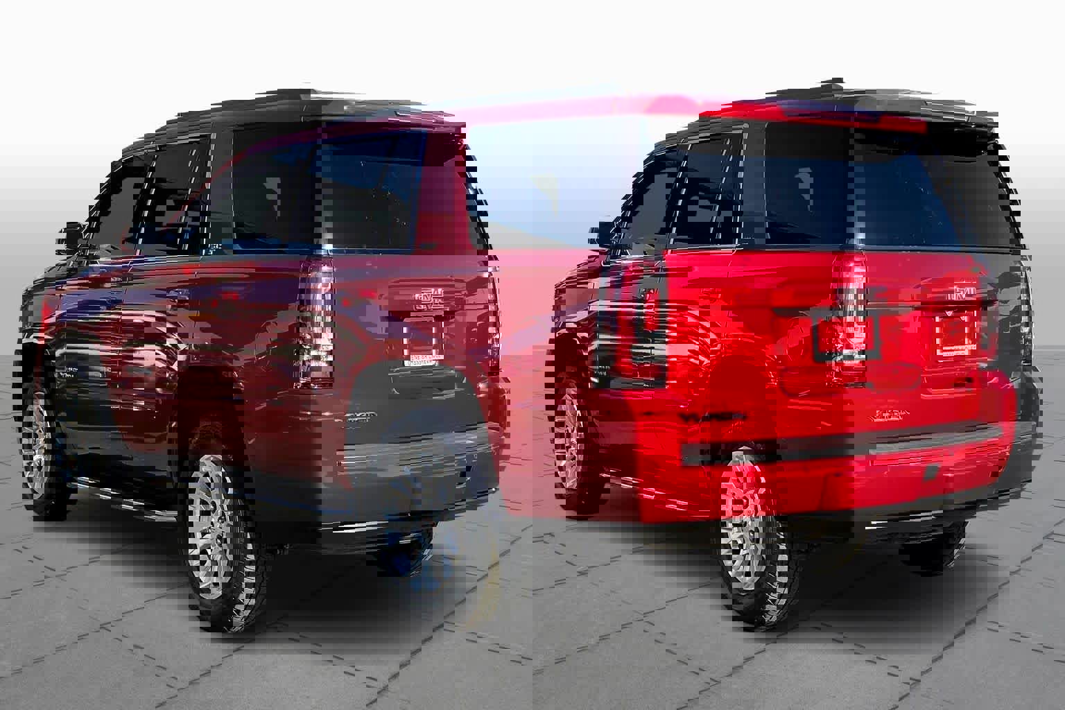 Used 2015 GMC Yukon SLT w/ HD Trailering Package image 11