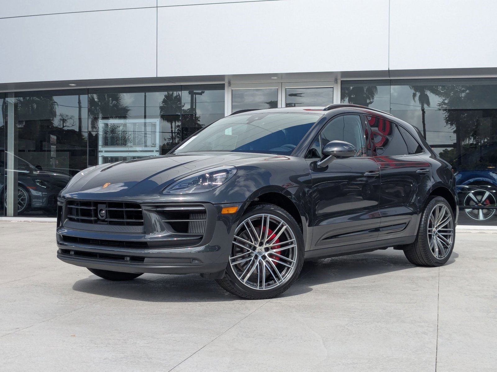 New 2025 Porsche Macan S image 1