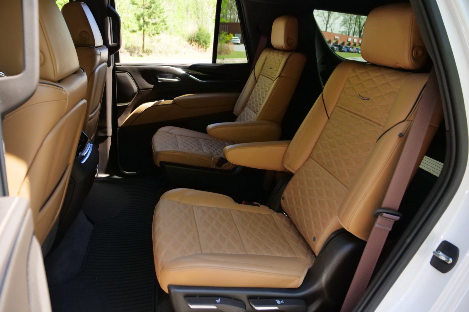 Used 2021 Cadillac Escalade Sport w/ Driver Assist Tech Package image 27