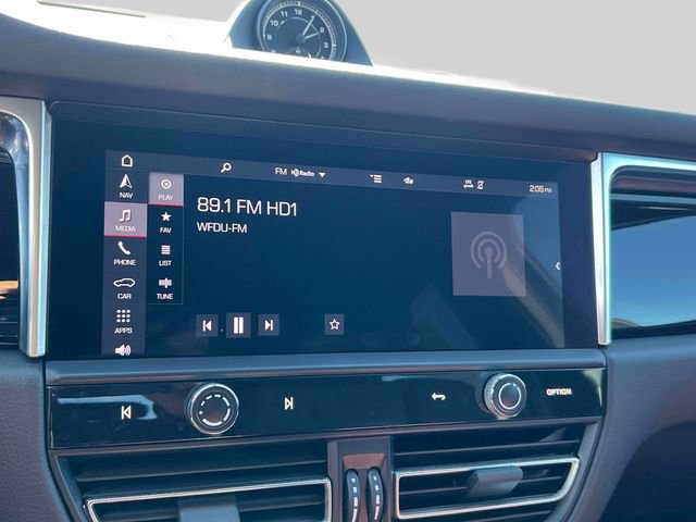 Used 2022 Porsche Macan S image 32