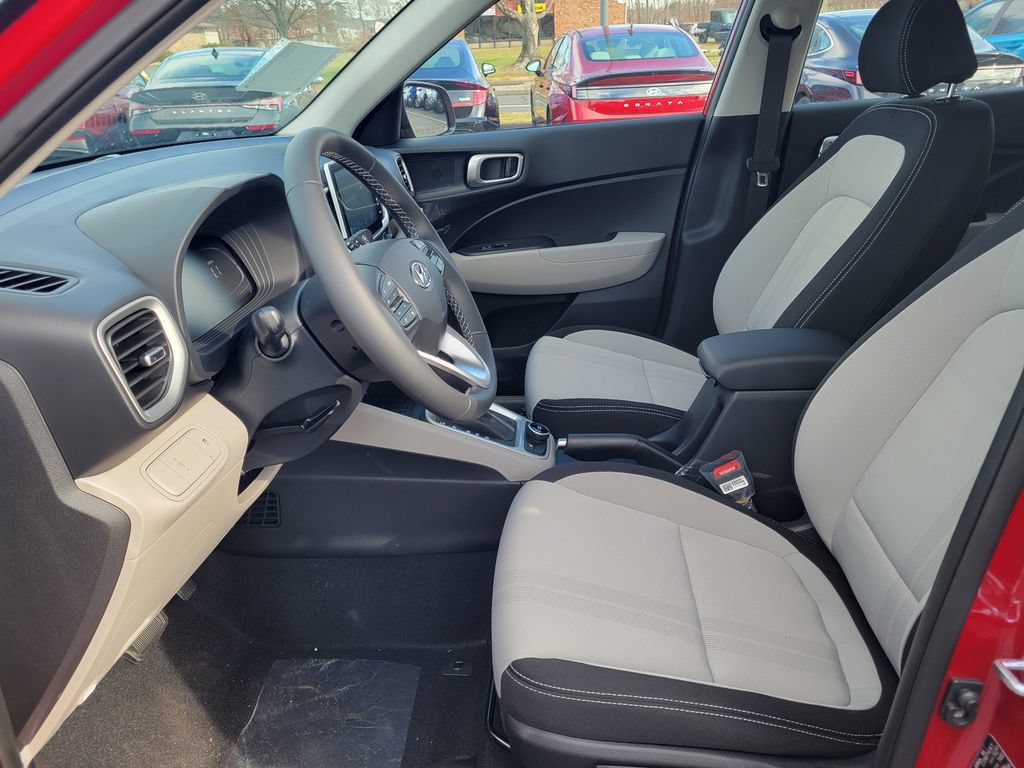 New 2026 Hyundai Venue SEL FWD image 12