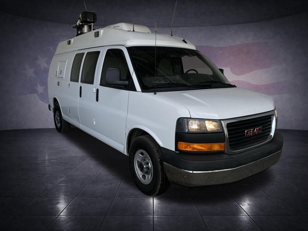 Used 2014 GMC Savana 3500 Extended RWD image 7