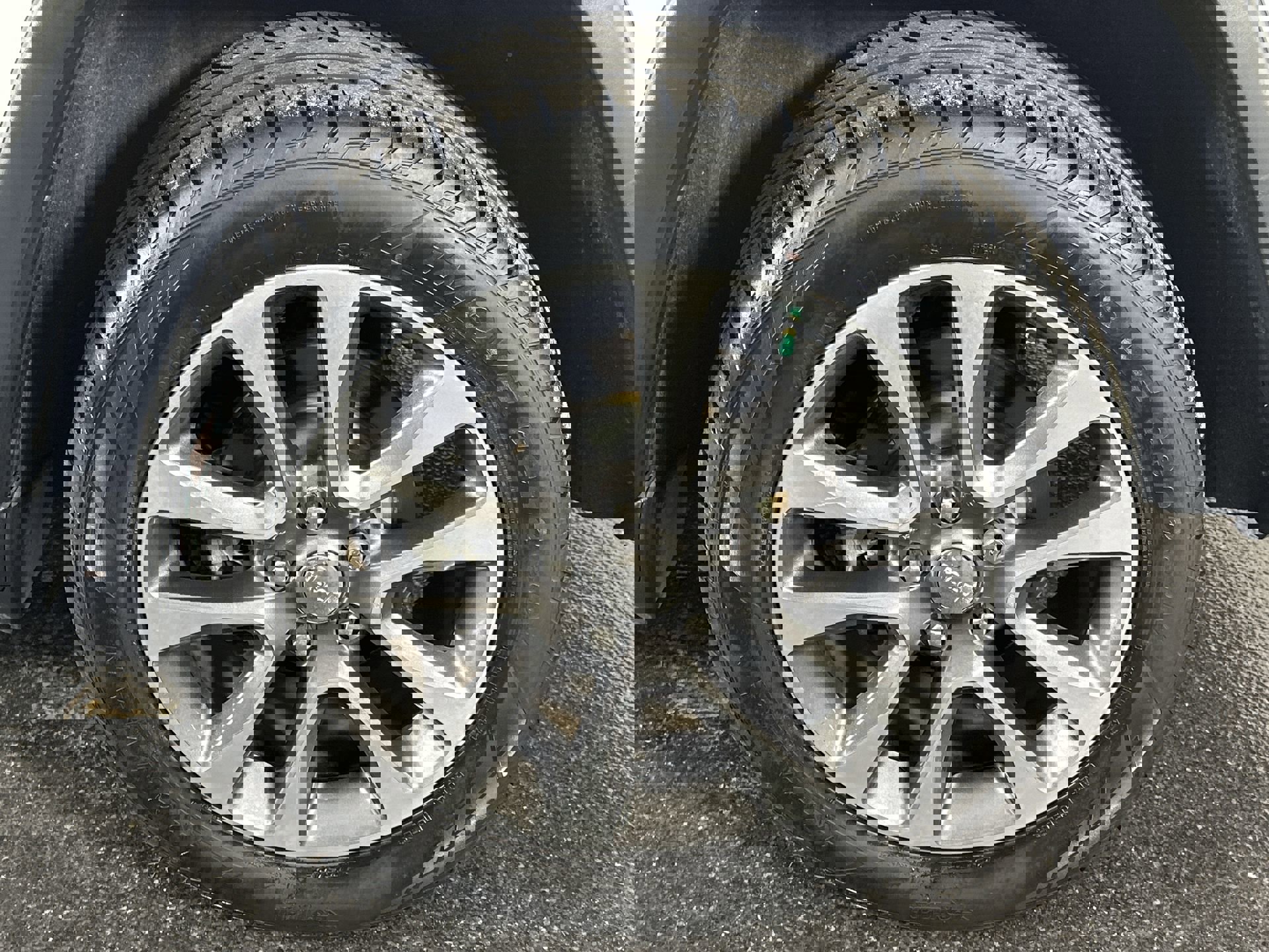 Used 2018 Jeep Grand Cherokee Limited image 14