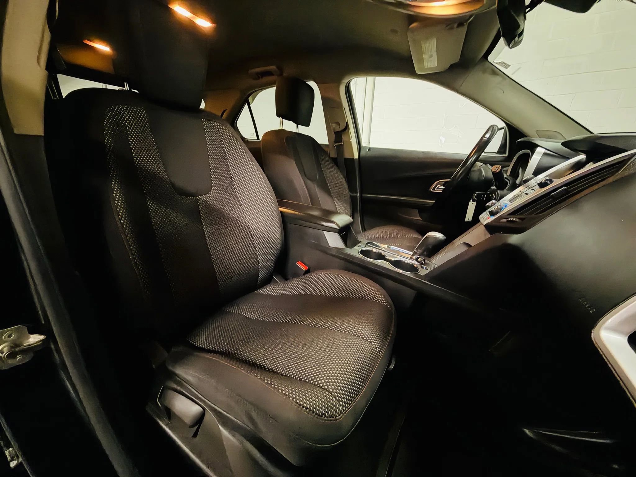 Used 2015 Chevrolet Equinox LT w/ Driver Convenience Package FWD image 14