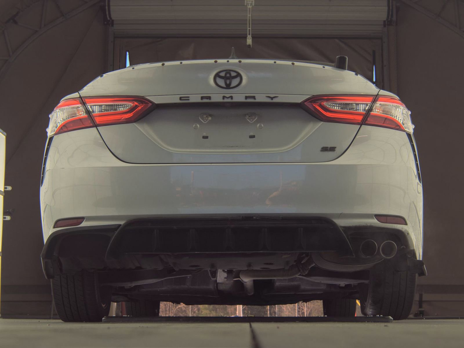 Used 2020 Toyota Camry SE w/ Convenience Package image 8