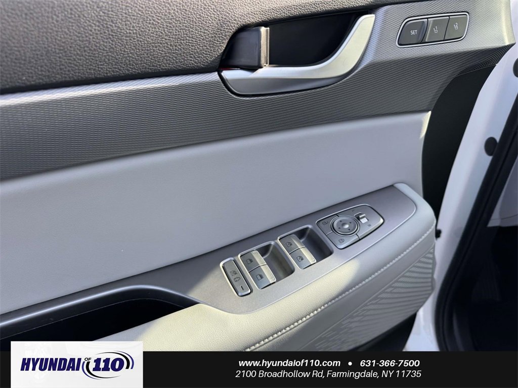 Used 2021 Hyundai Palisade SEL w/ Premium Package image 14