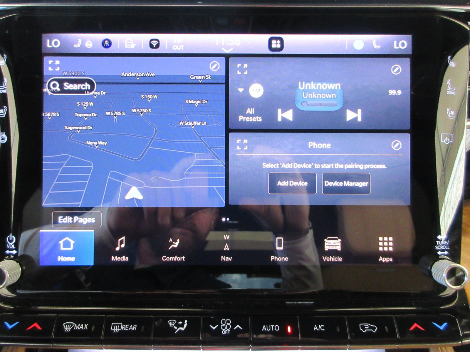 Used 2022 Jeep Grand Wagoneer Series III w/ Rear Seat Video Group 1 AWD/4WD image 48