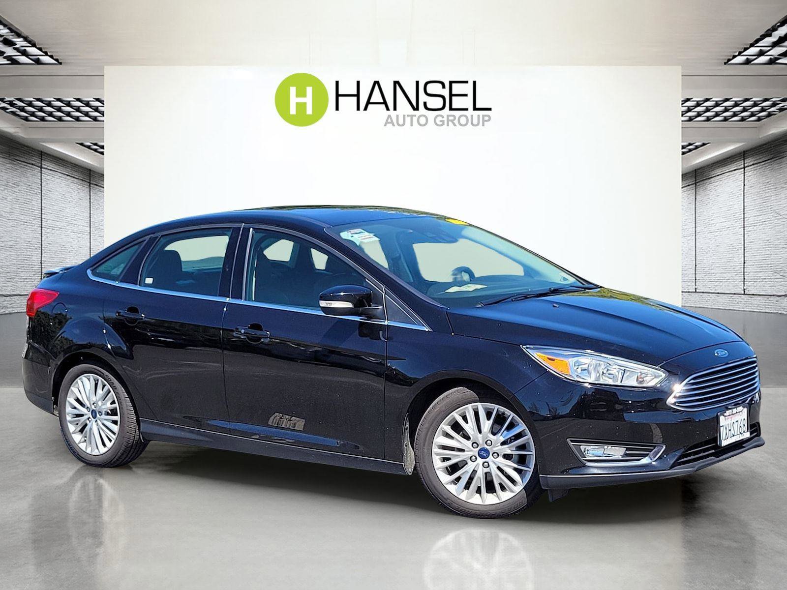 Used 2017 Ford Focus Titanium w/ Titanium Technology Package FWD image 1