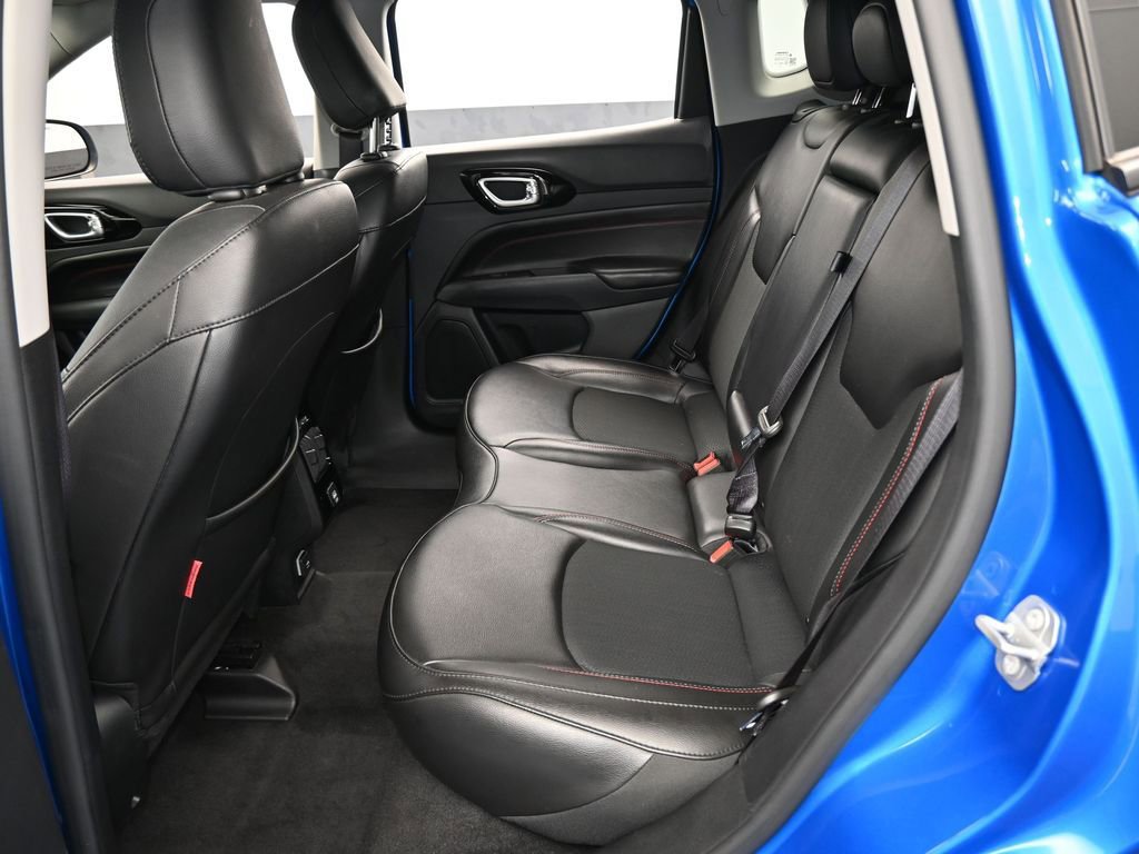 Used 2022 Jeep Compass Trailhawk image 34