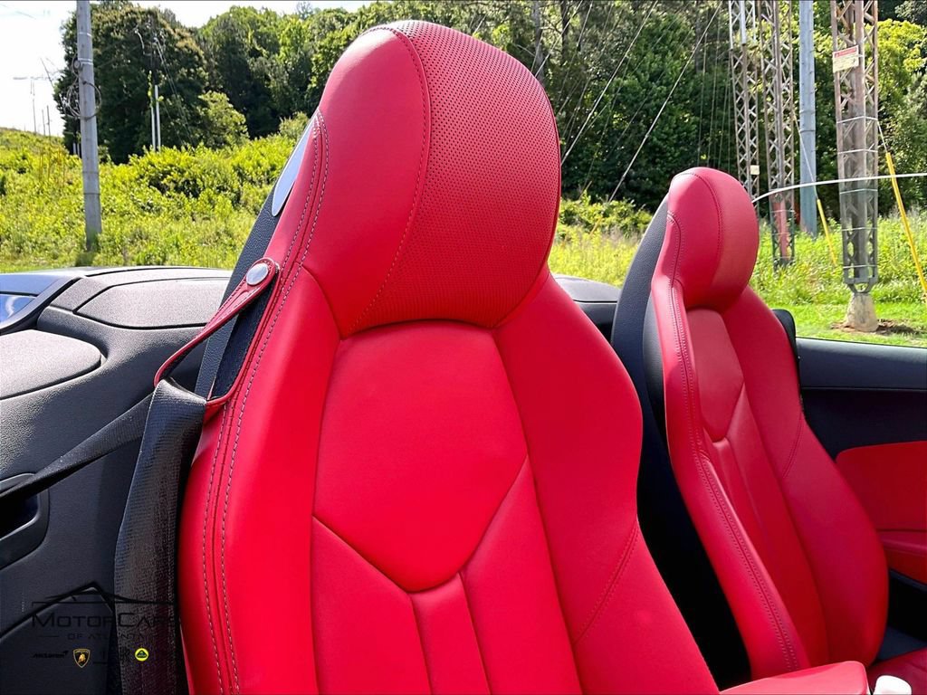Used 2022 Audi R8 V10 performance RWD image 27