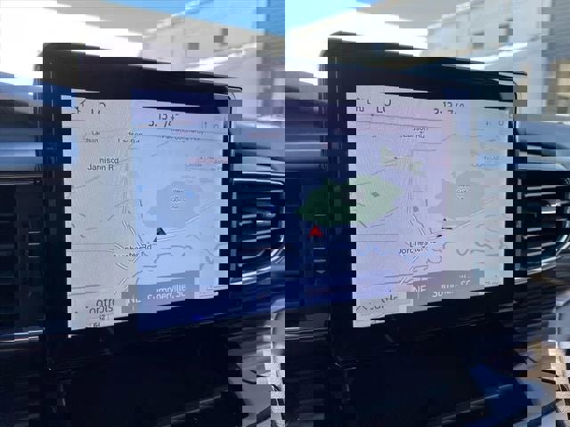 Used 2023 Ford Explorer Limited image 14