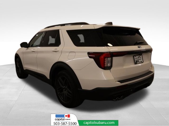 Used 2025 Ford Explorer ST AWD/4WD image 4