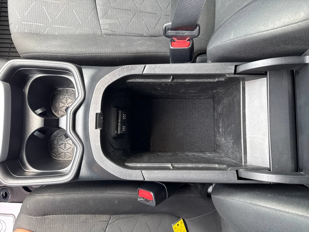 Used 2020 Toyota RAV4 XLE w/ All Weather Liner Package AWD/4WD image 26