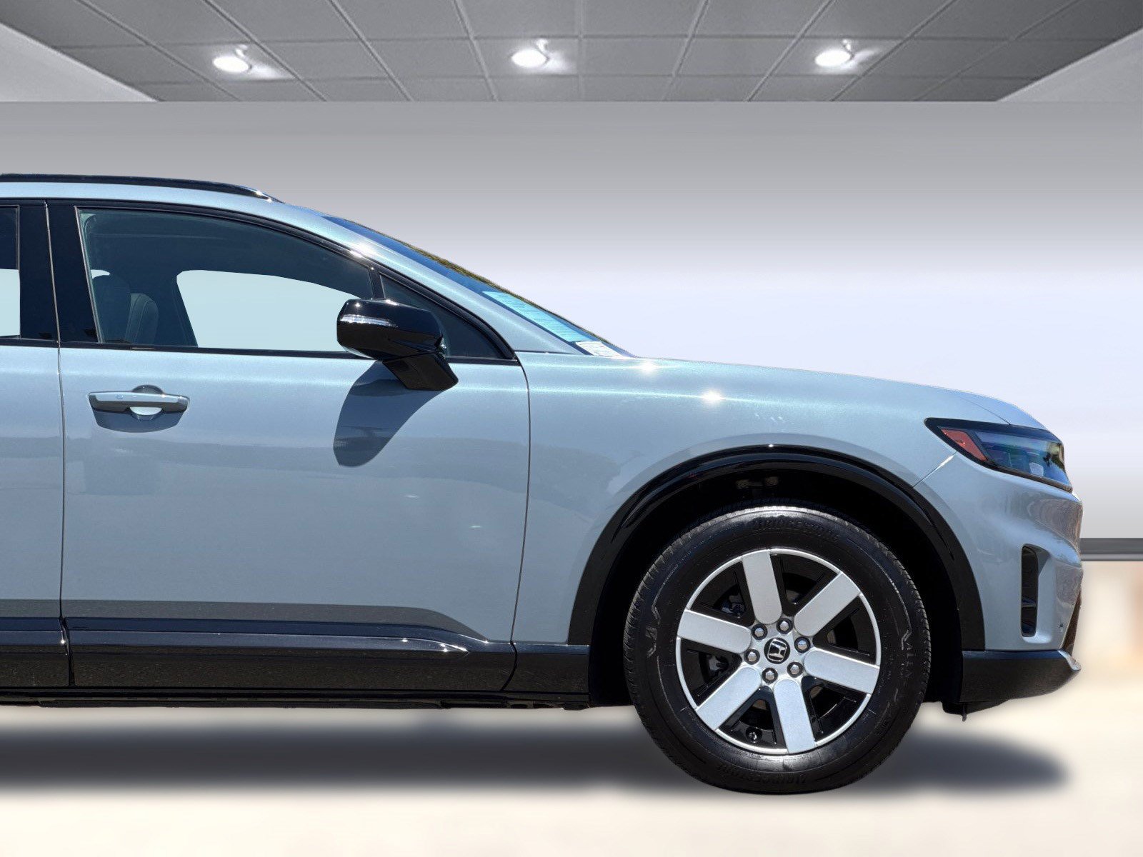 Certified 2024 Honda Prologue Touring image 36