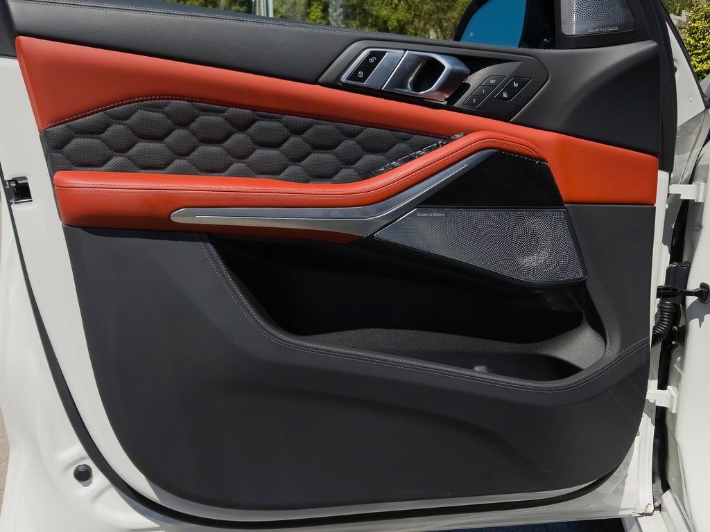 Used 2024 BMW X5 M Competition w/ Executive Package image 19