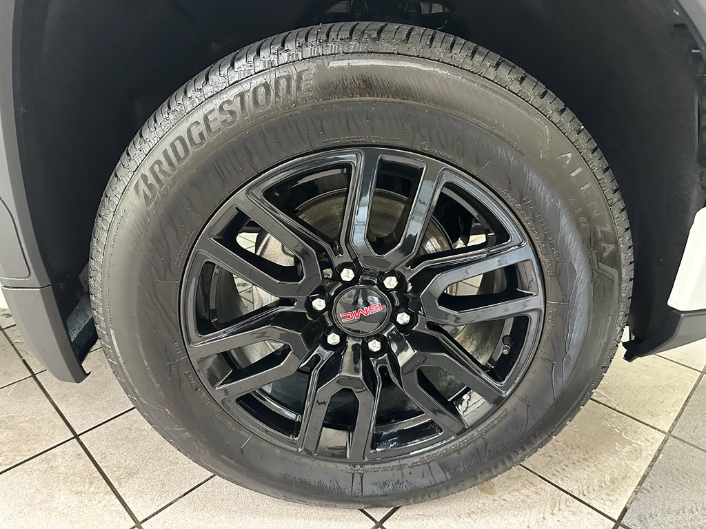 Certified 2024 GMC Sierra 1500 Elevation AWD/4WD image 17