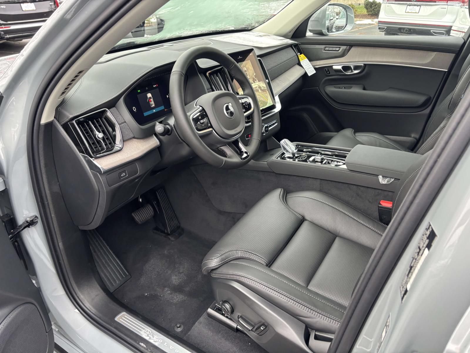 New 2026 Volvo XC90 B6 Ultra w/ Protection Package AWD/4WD image 24