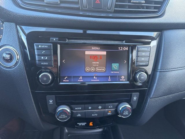 Used 2018 Nissan Rogue SV image 30