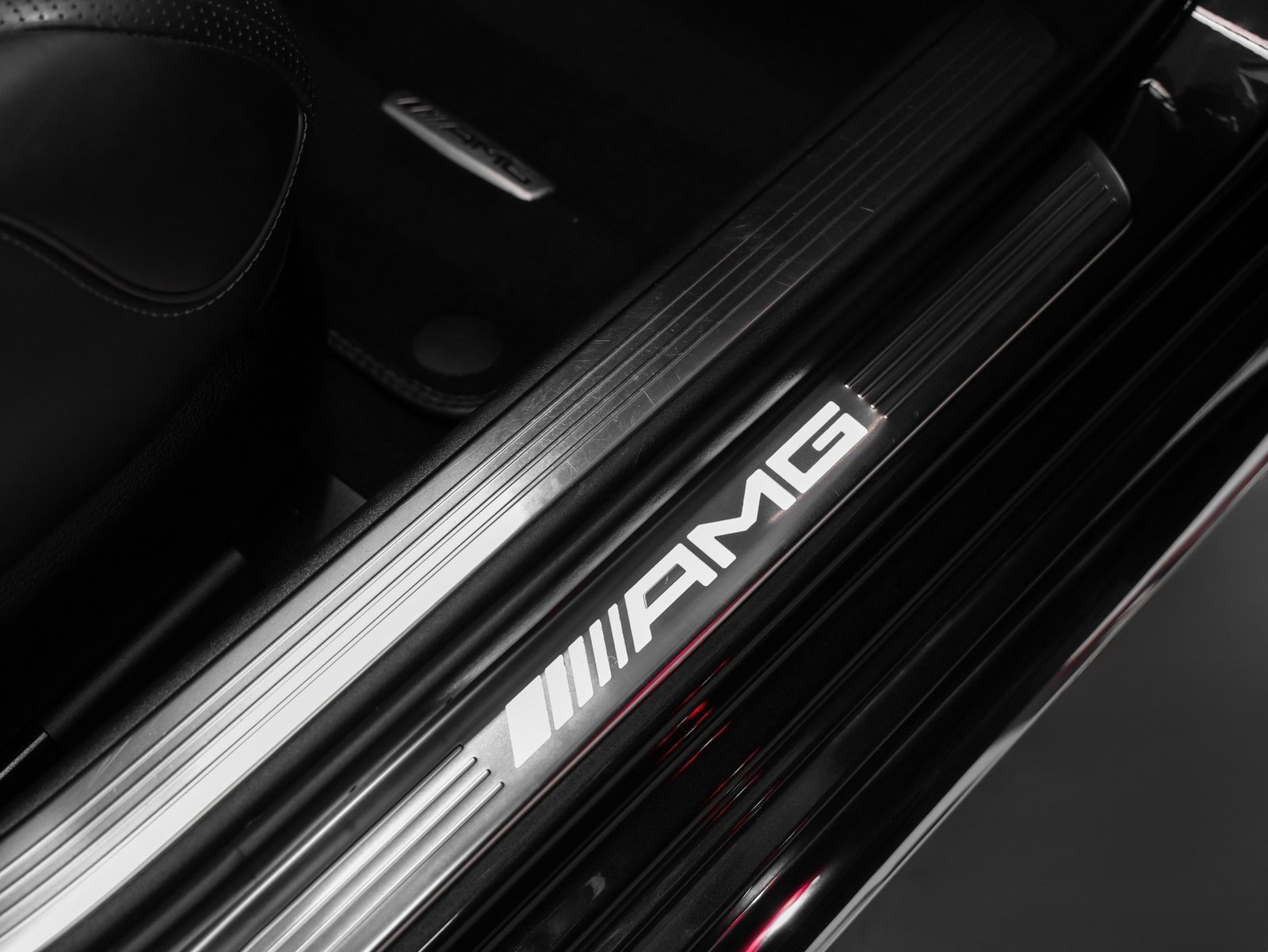 Used 2020 Mercedes-Benz S 63 AMG 4MATIC Sedan image 28