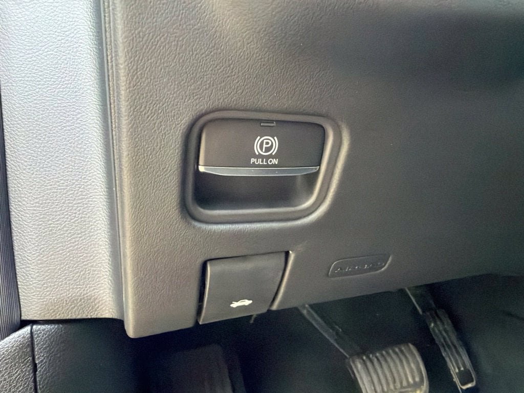 Used 2023 Jeep Grand Cherokee L Summit AWD/4WD image 24