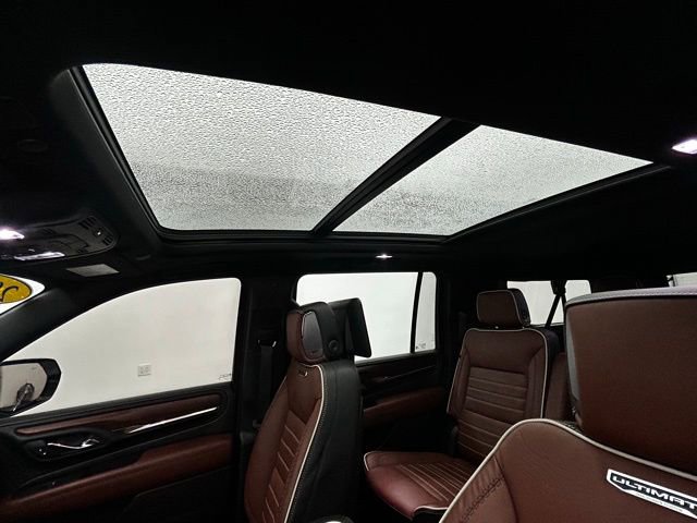 Used 2024 GMC Yukon XL Denali Ultimate image 10