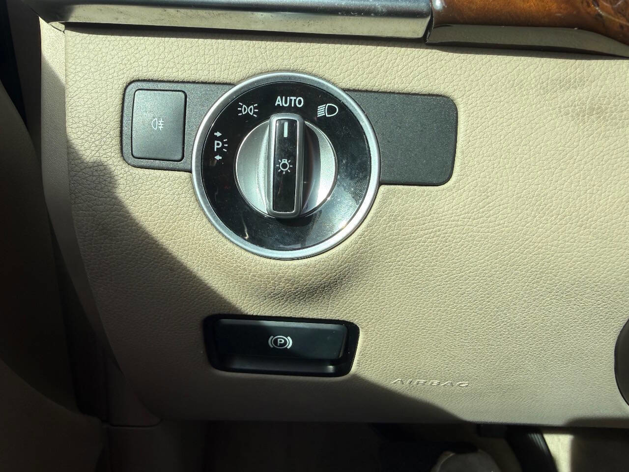 Used 2015 Mercedes-Benz ML 250 BlueTEC 4MATIC image 12