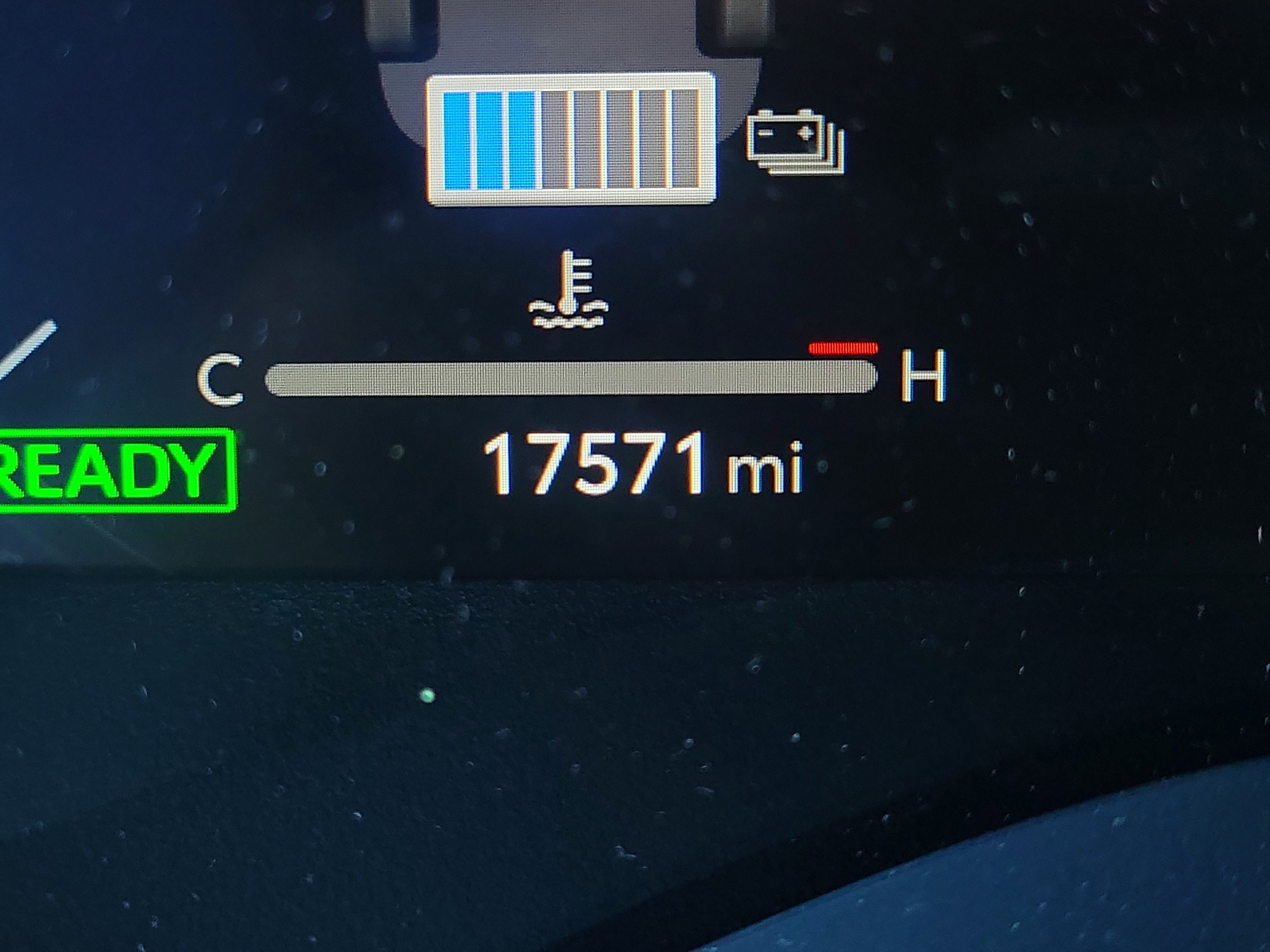 Used 2025 Toyota Sienna Platinum image 32