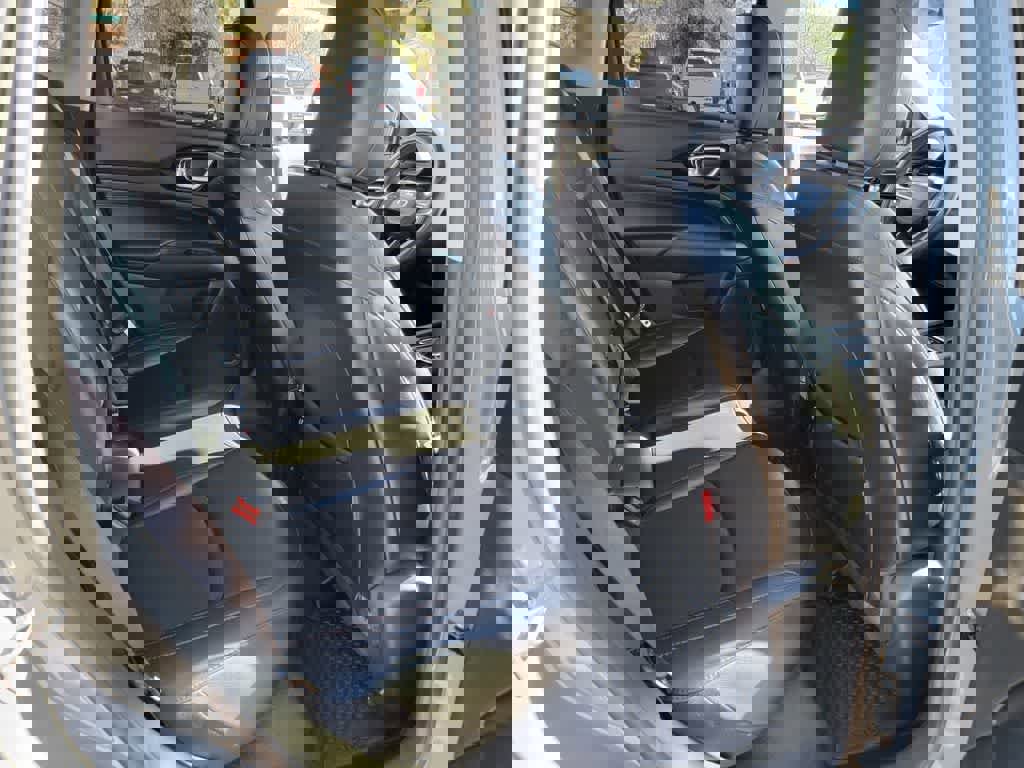 Used 2022 Jeep Compass Trailhawk w/ Trailhawk Convenience Group image 16