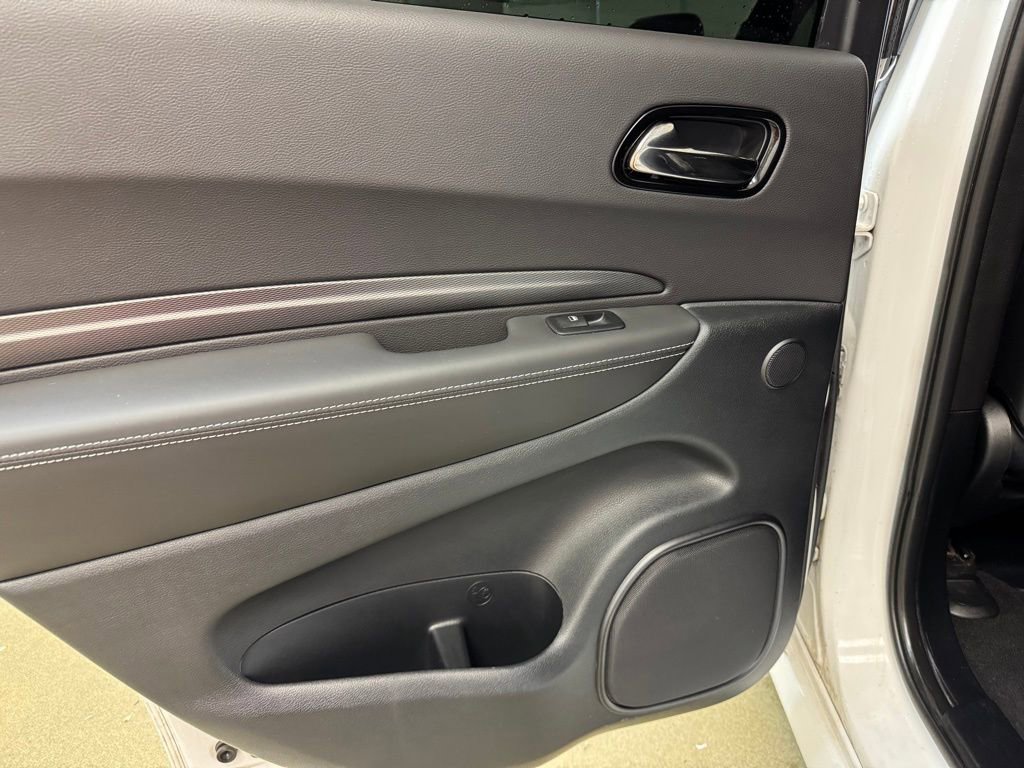 Used 2021 Dodge Durango SRT w/ Technology Group AWD/4WD image 15