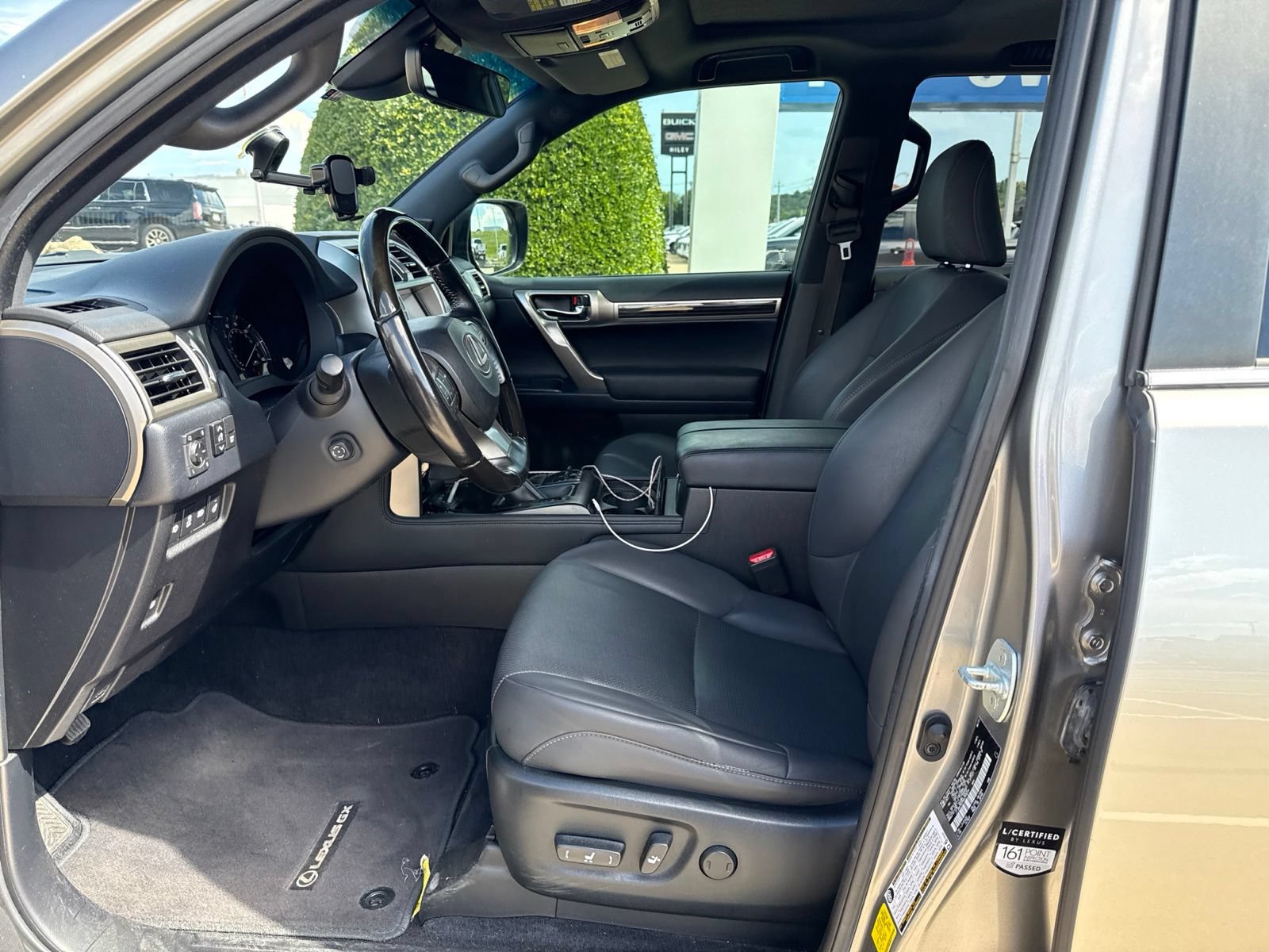 Used 2021 Lexus GX 460 Premium w/ Premium Package AWD/4WD image 12