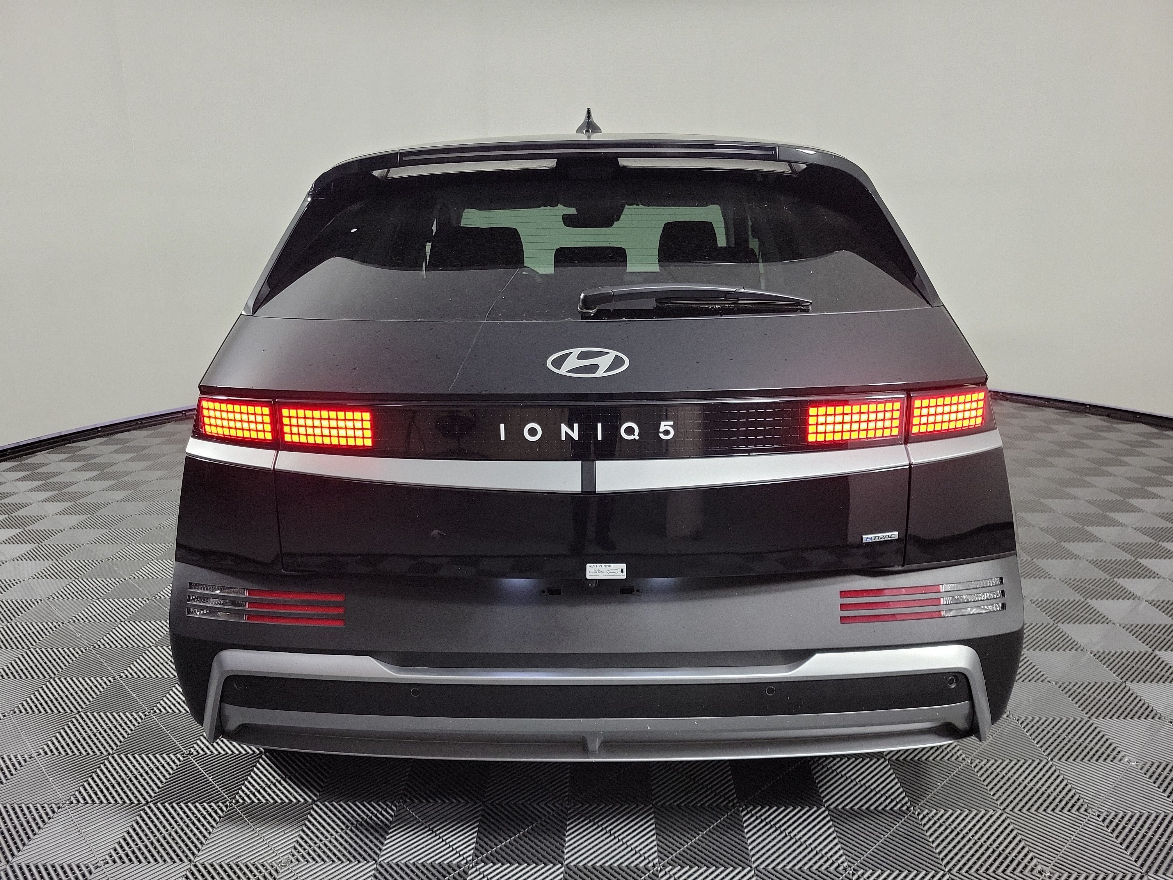 New 2026 Hyundai Ioniq 5 SEL AWD/4WD image 36