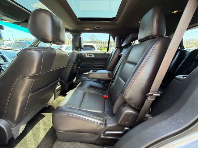 Used 2014 Ford Explorer Limited w/ Equipment Group 301A AWD/4WD image 19