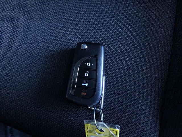 Certified 2025 Toyota Corolla LE image 30