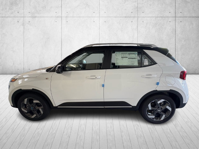 New 2026 Hyundai Venue SEL FWD image 2
