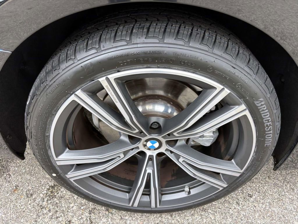 Certified 2024 BMW 330i xDrive Sedan image 10