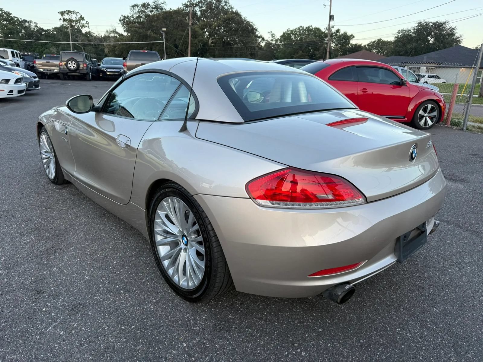 Used 2010 BMW Z4 sDrive35i w/ Premium Pkg RWD image 7
