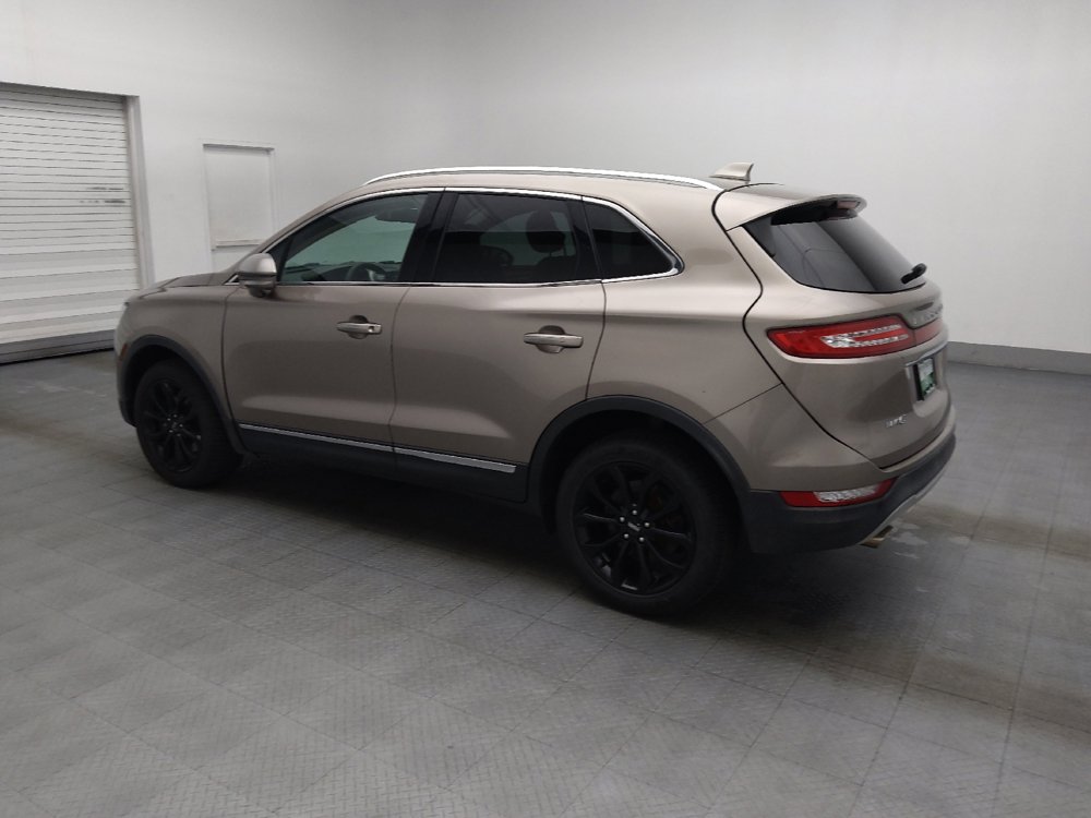 Used 2019 Lincoln MKC Select w/ Select Plus Package AWD/4WD image 3